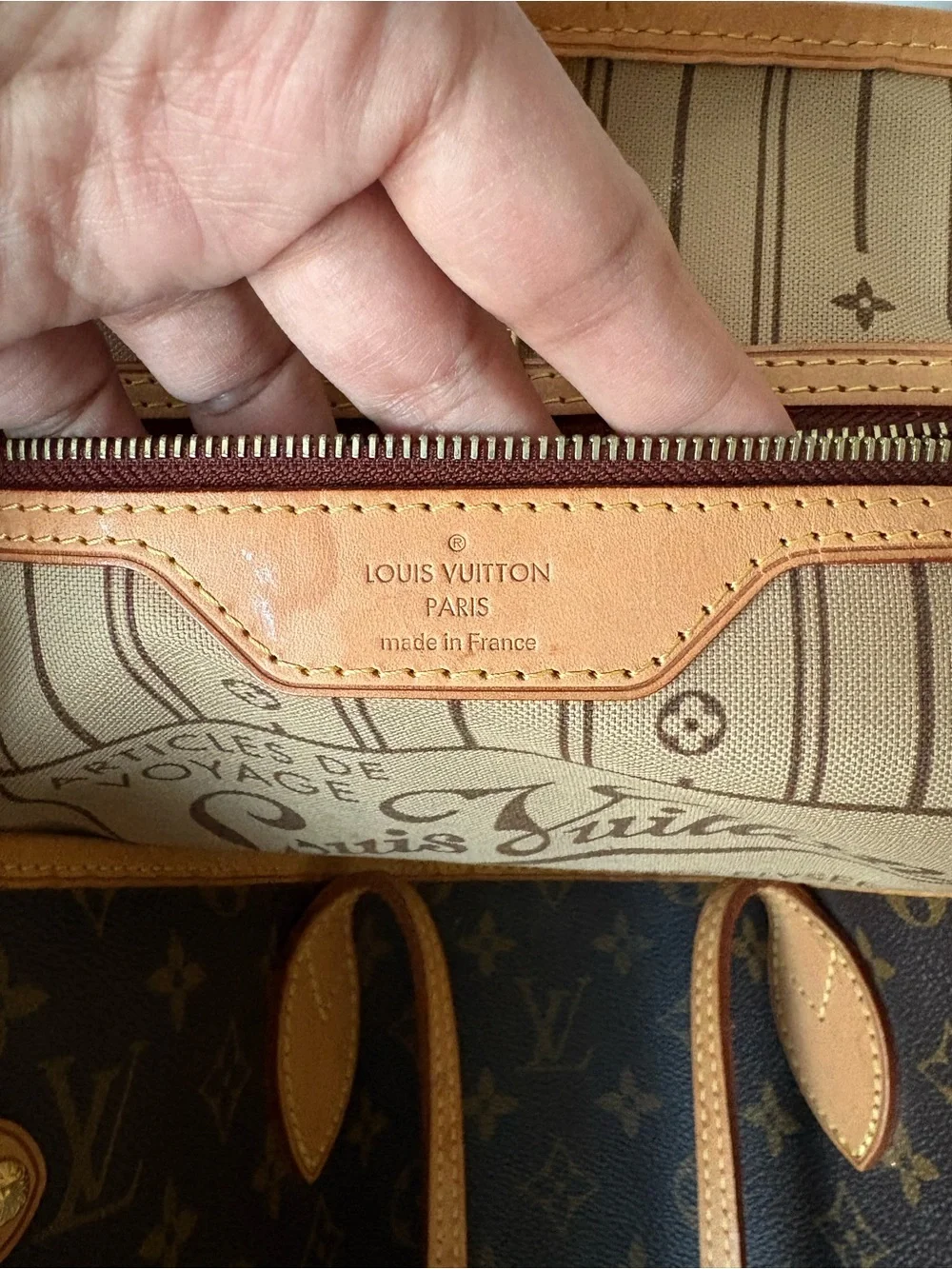 GM Louis Vuitton Monogram Canvas Tote with Vachetta Trim